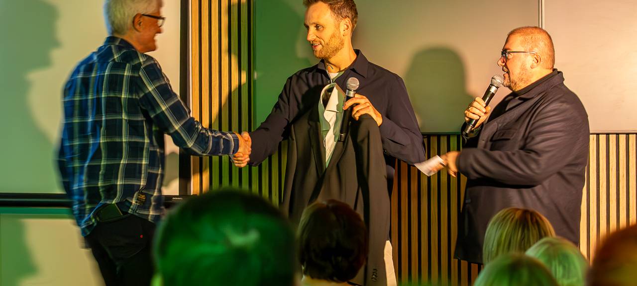 Leon Windscheid – hautnah: Ein unvergesslicher Abend für Aktion Lichtblicke