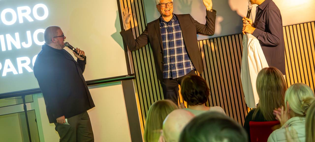 Leon Windscheid – hautnah: Ein unvergesslicher Abend für Aktion Lichtblicke