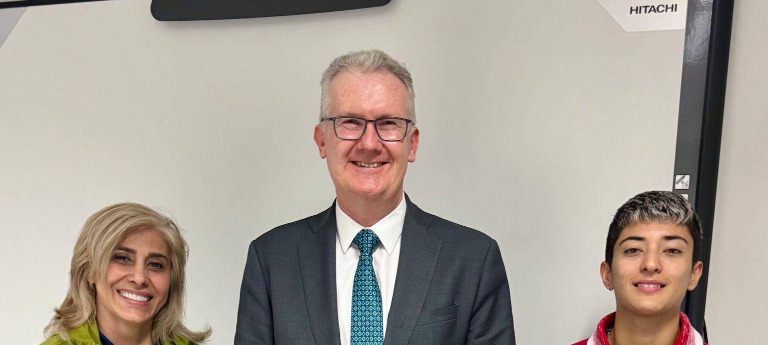 Iran-Krieg - Irans Fußballerinnen