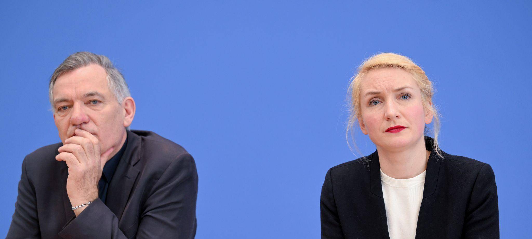 Jan van Aken und Ines Schwerdtner