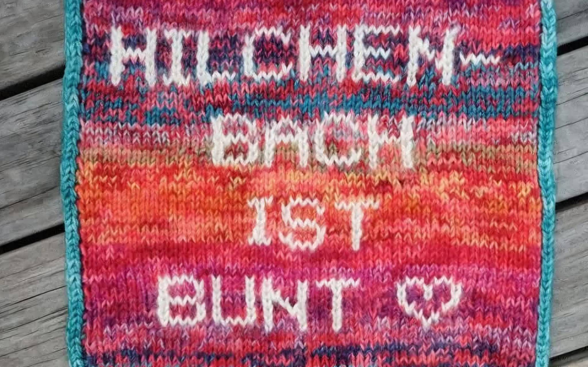 Bunte Tücher und Menschenkette in Hilchenbach