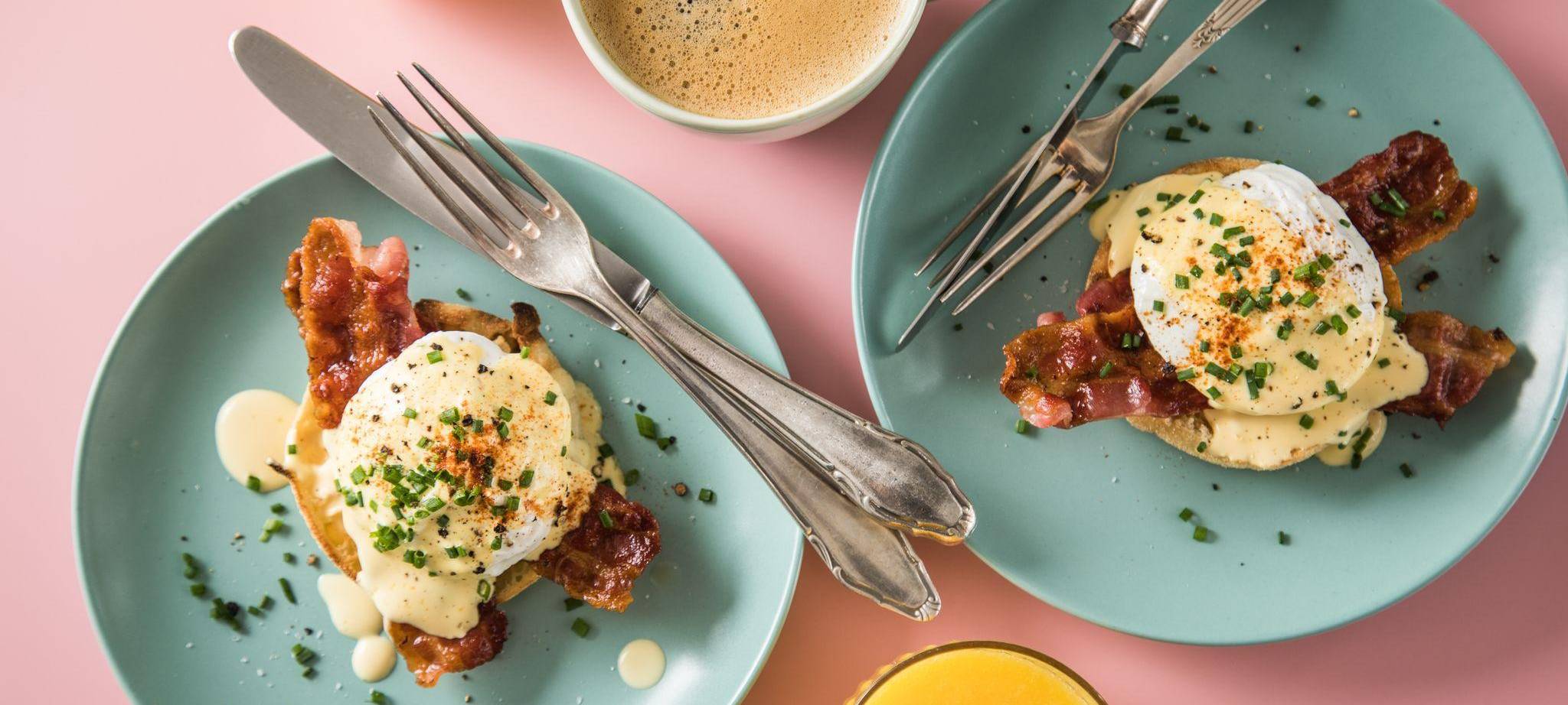 Eggs Benedict mit Bacon