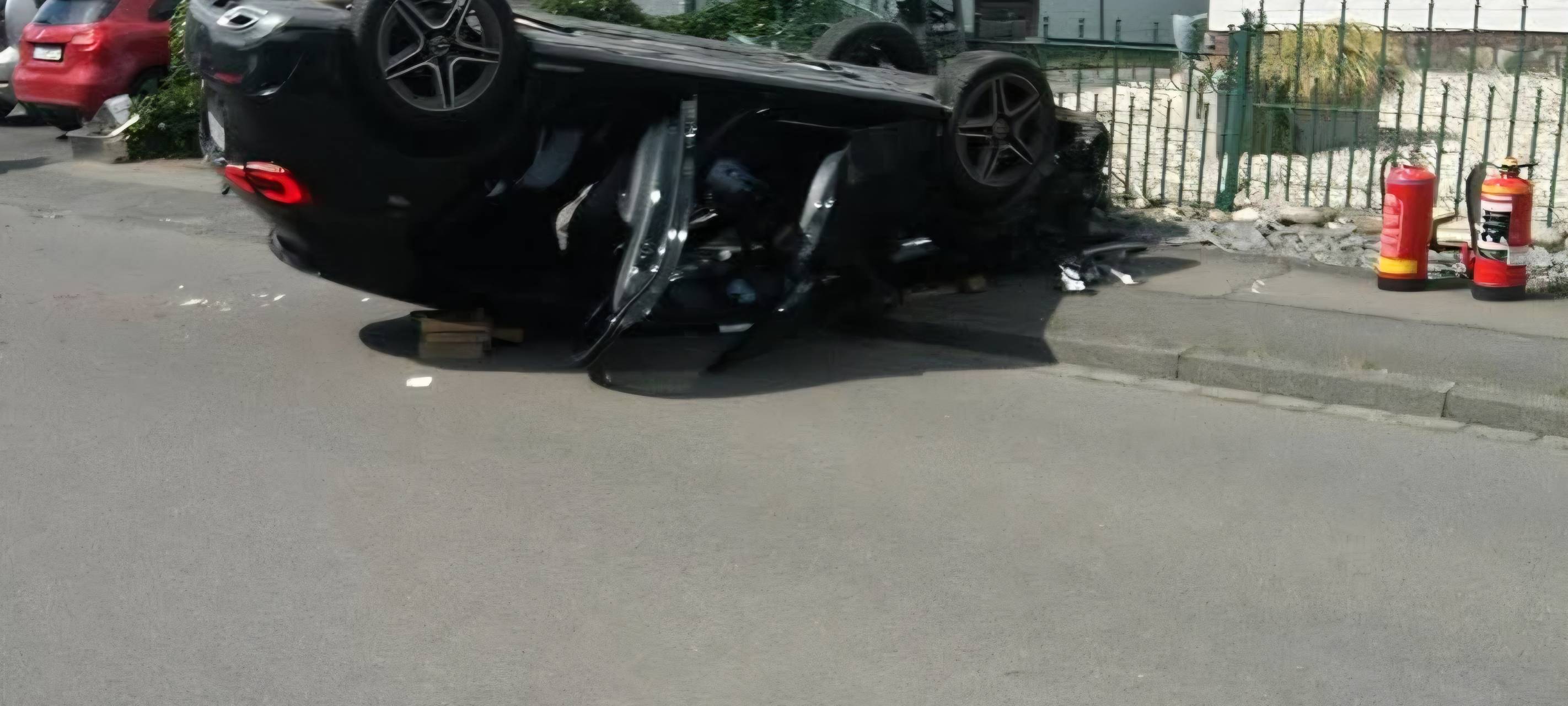 Vier Verletzte nach Unfall in Niederholzklau