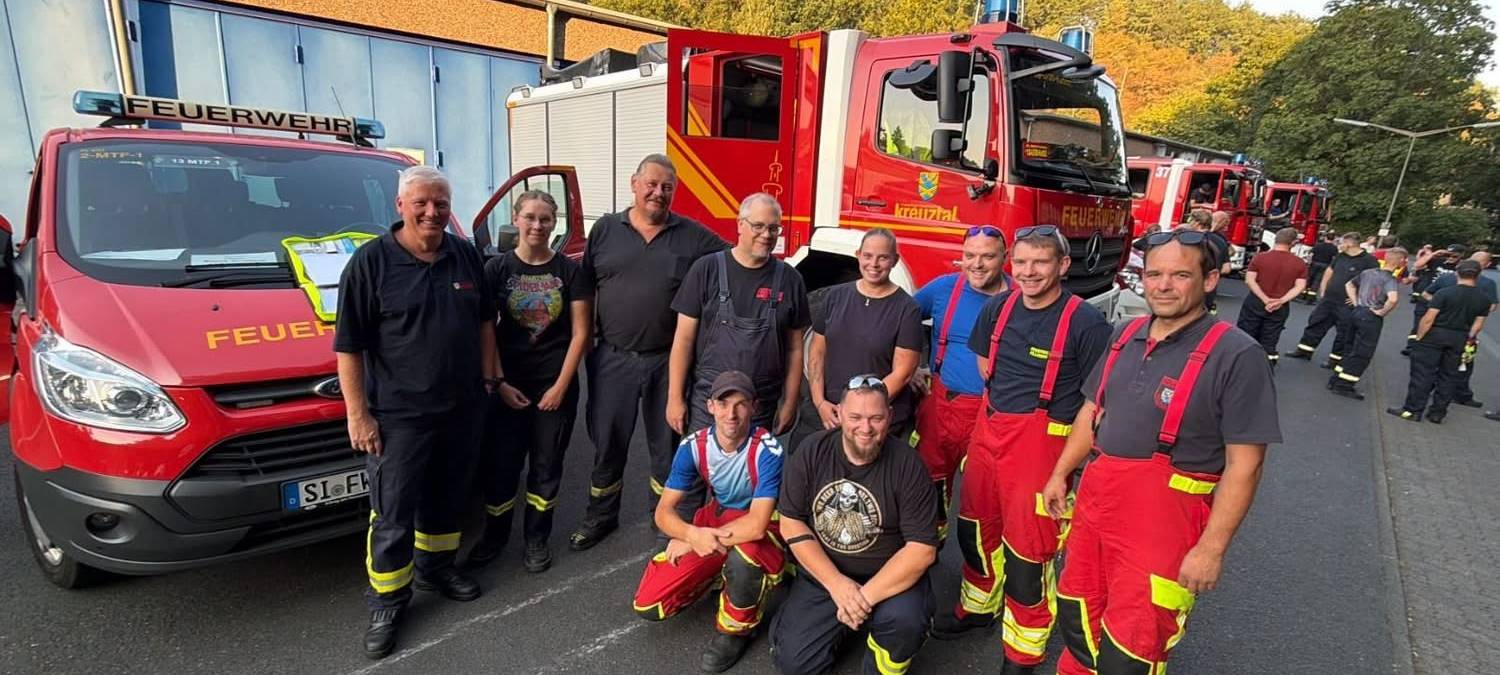 Heimische Feuerwehren unterstützen in Marsberg